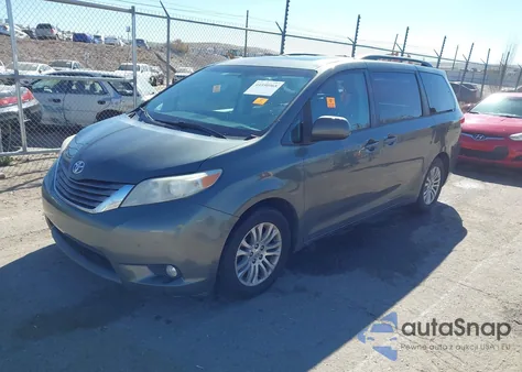 2011 Toyota Sienna Xle V6 z USA, uszkodzony, nr VIN 5TDYK3DCXBS053758